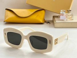 Picture of Loewe Sunglasses _SKUfw51902158fw
